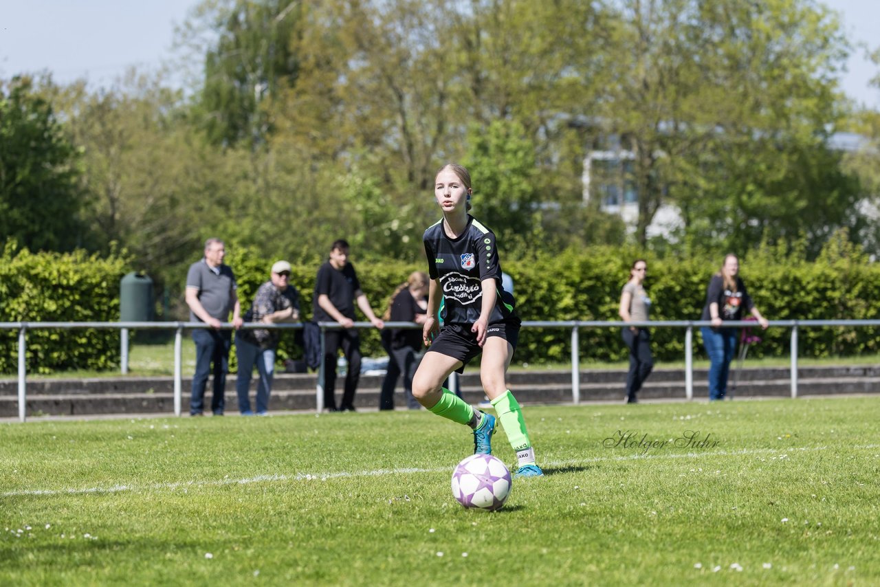 Bild 81 - wBJ SV Henstedt Ulzburg - FSG Oldendorf Itzehoe : Ergebnis: 6:3